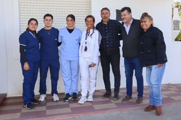 El intendente municipal, Sergio Barenghi, visitó el martes O'Brien e Irala, para poner en funciones a nuevo personal sanitario de ambas localidades. (2)