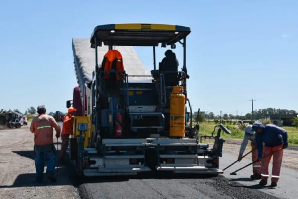 Vialidad Provincial inició trabajos de bacheo en la Ruta 46